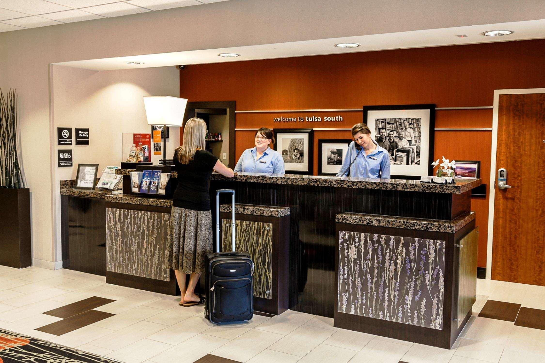 Hampton Inn & Suites Tulsa/Tulsa Hills Exteriér fotografie
